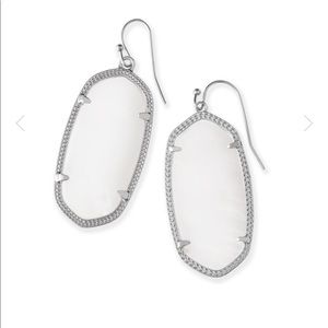 Kendra Scott Elle Earrings in Ivory Pearl!